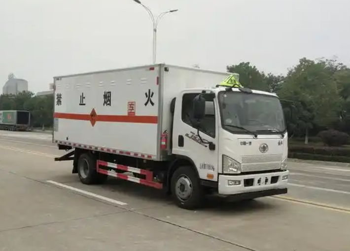 忠县爆破器材运输车可以上高速吗？